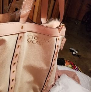 Tote